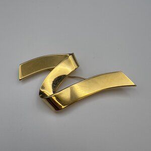 Vintage 80s Monet Ribbon Abstract Gold Tone Brooch